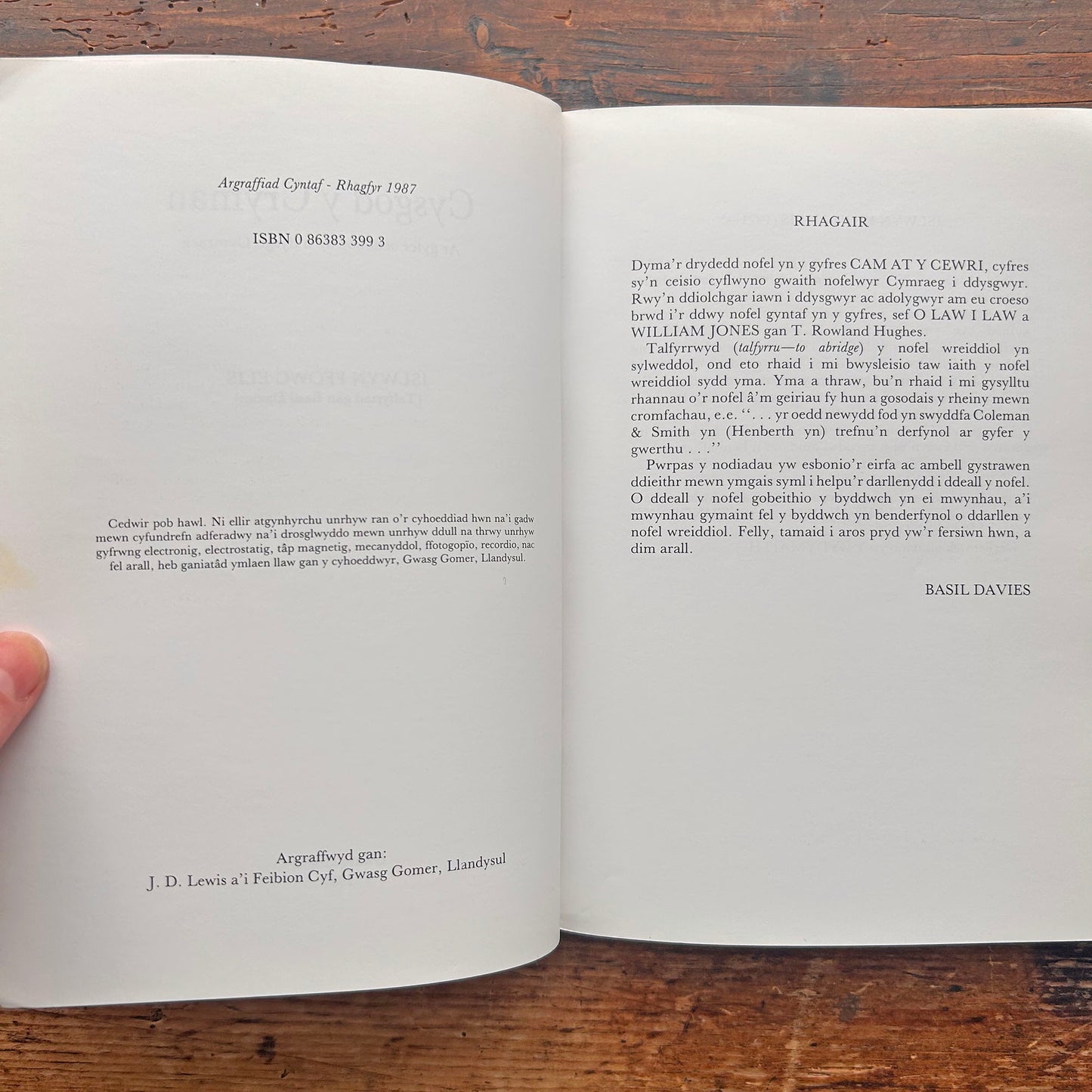 Cysgod y Cryman Islwyn Ffowc Elis 1987 (Preloved)