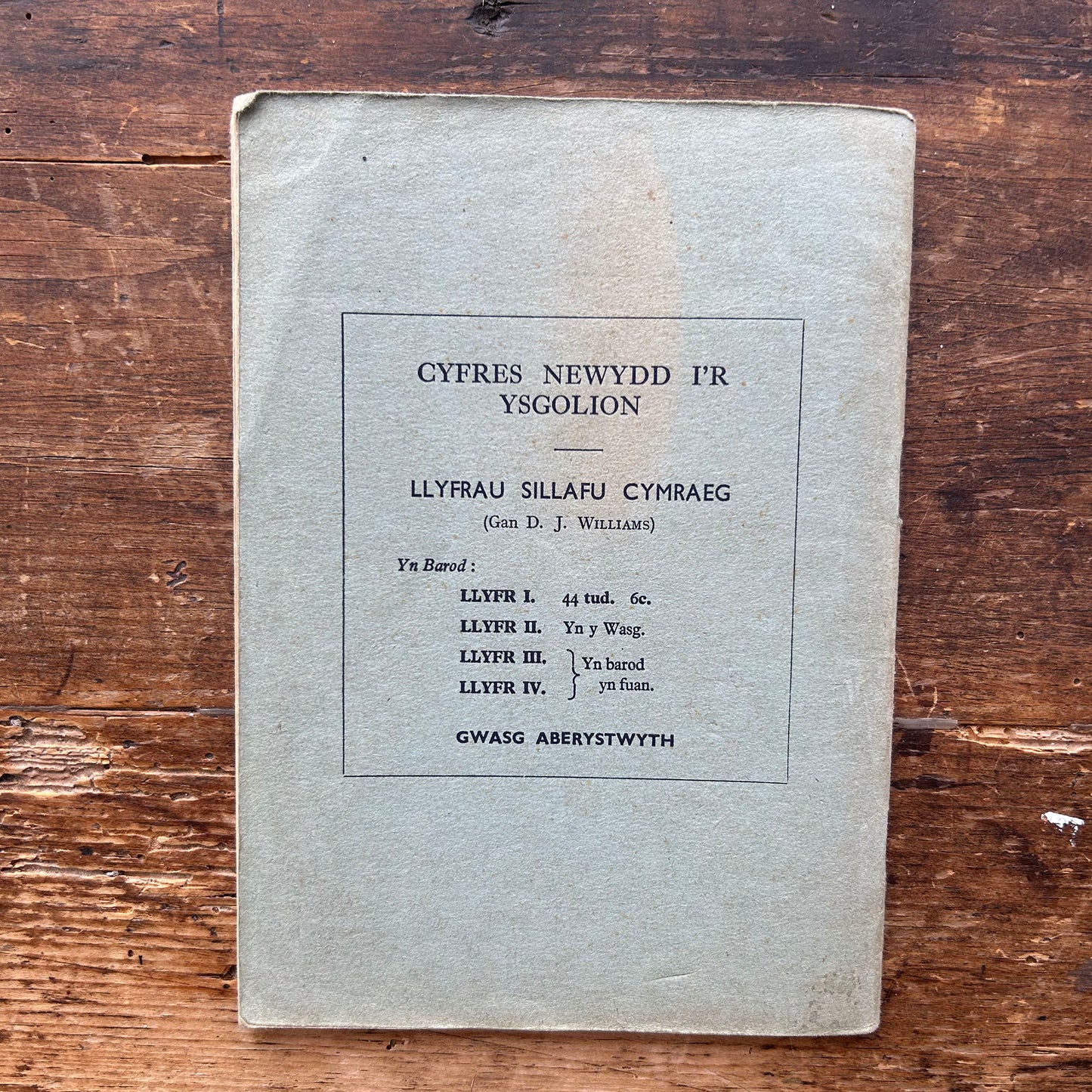 Darnau I'w Cyfieithu - Cyfres Ymarferiadau Cymraeg III - 1938 (Preloved)