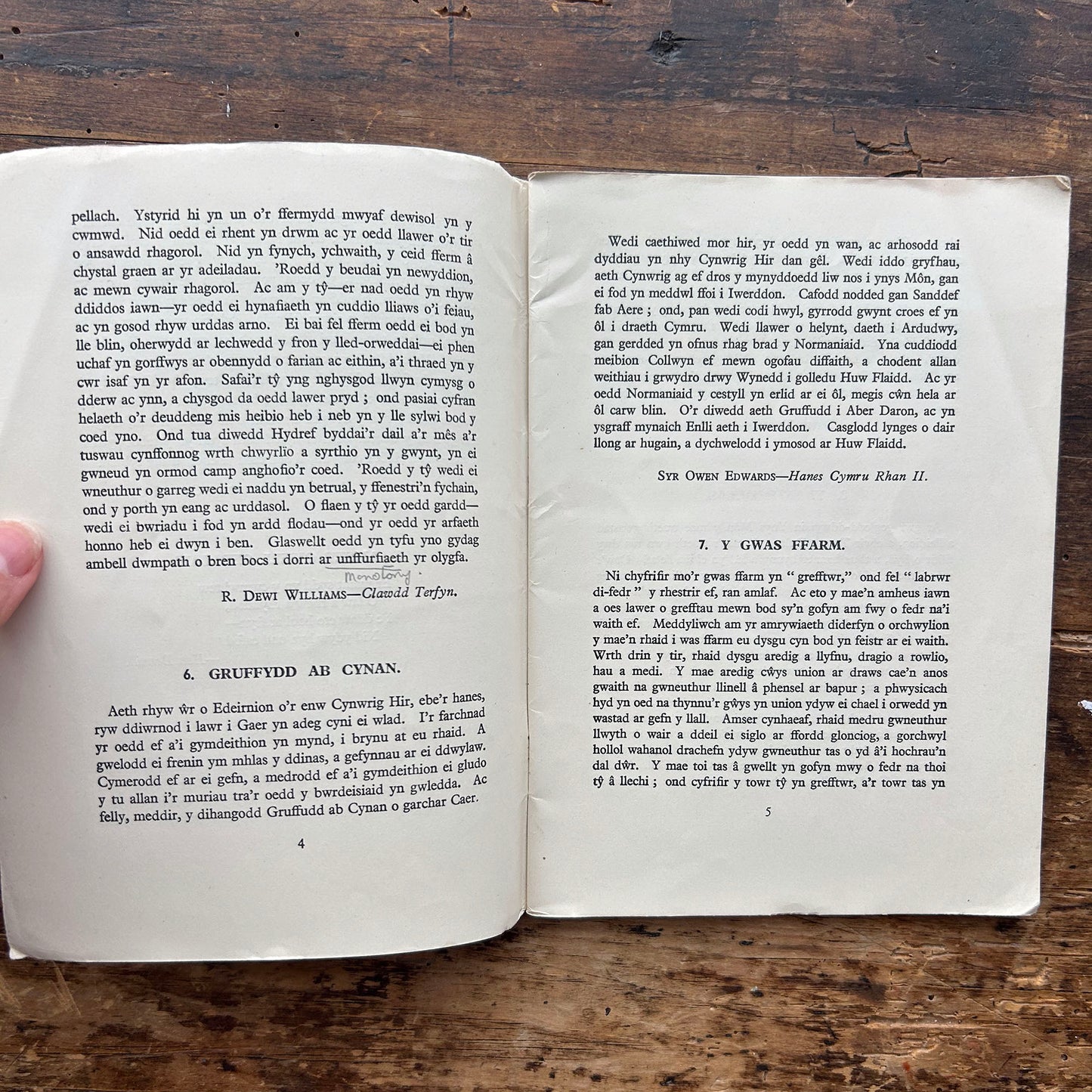 Darnau I'w Cyfieithu - Cyfres Ymarferiadau Cymraeg III - 1938 (Preloved)