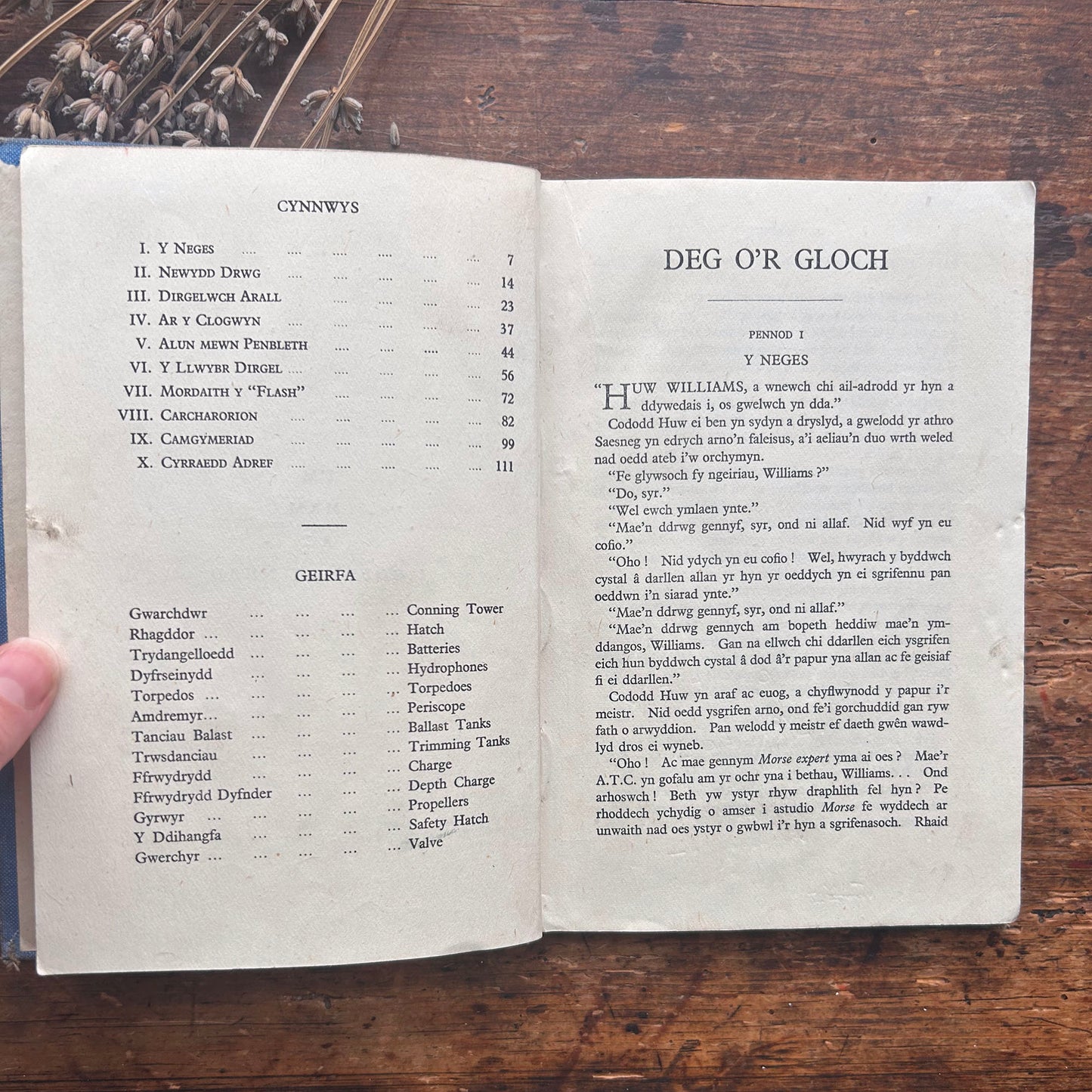 Deg o'r Gloch - Alwyn Thomas - 1945 (Preloved)