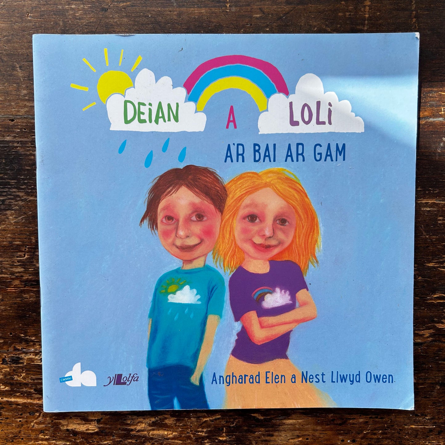 Deian a Loli - Ar Ser Sy'n Cysgu - Cymraeg (Preloved)