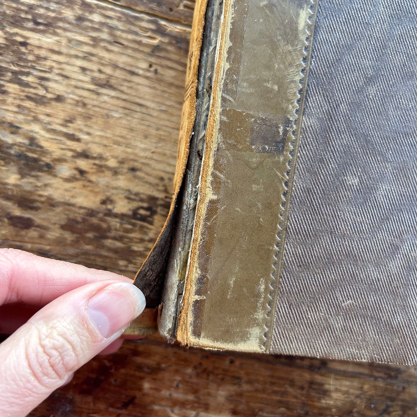 Dictionary / Geiriadur - Antiquae Linguae Britannicae - Richards Welsh & English - Antique 1759 (Preloved)