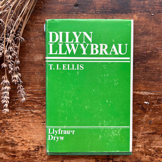 Dilyn Llwybrau - T. I. Ellis - 1967 (Preloved)