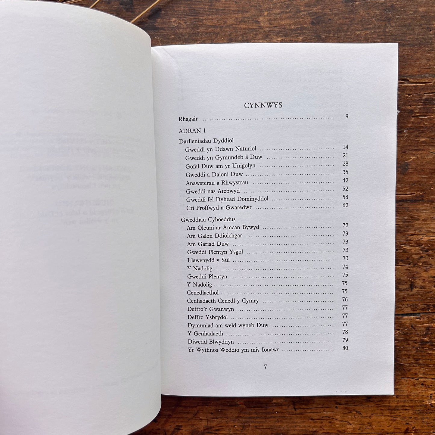 Dyrchafwn Gri  - Lewis Valentine Biography - Idwal Wynne Jones (Preloved)