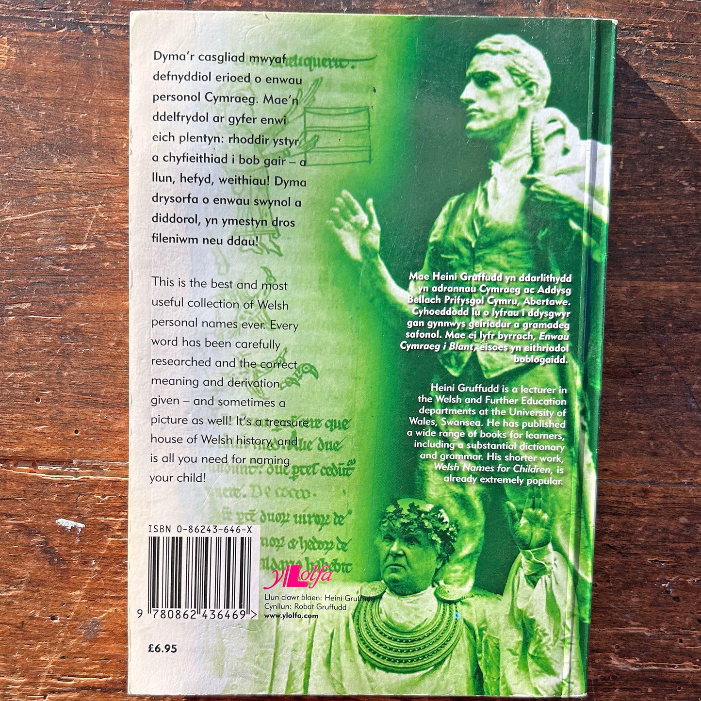 Enwau'r Cymry / Welsh First Names (Preloved)