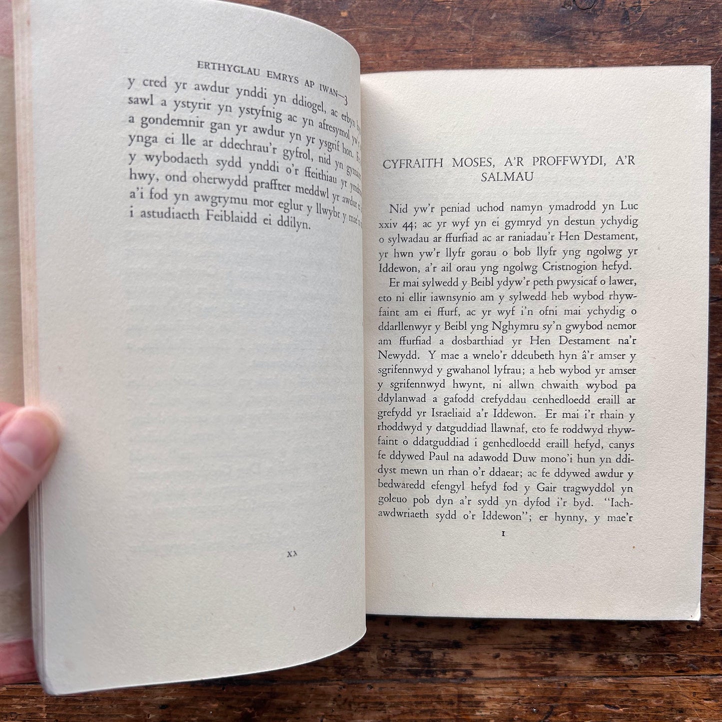 Nedw - E. Tegla Davies - Byrddau Glas - 1922 (Wedi'i ail-law)