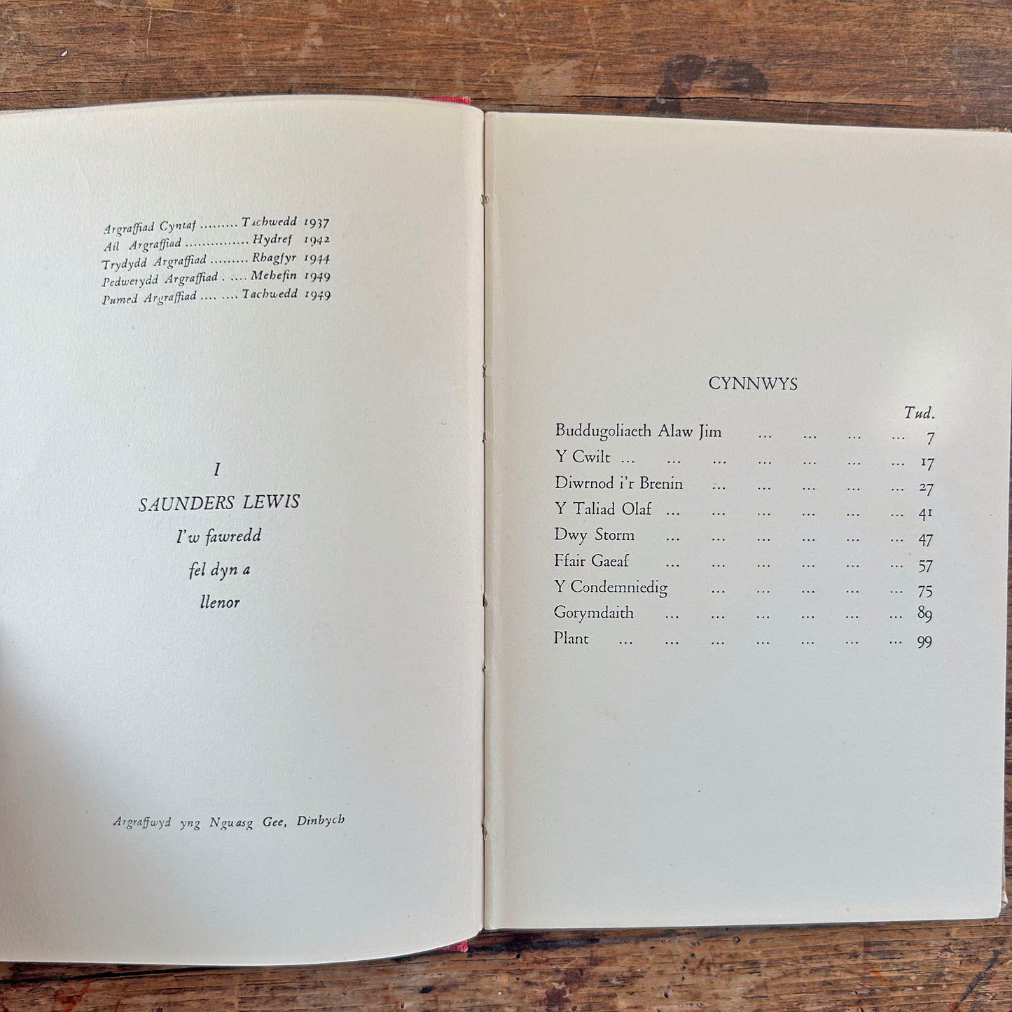 Fair Gaeaf a Storiau Eraill - Kate Roberts - 1949 (Preloved)