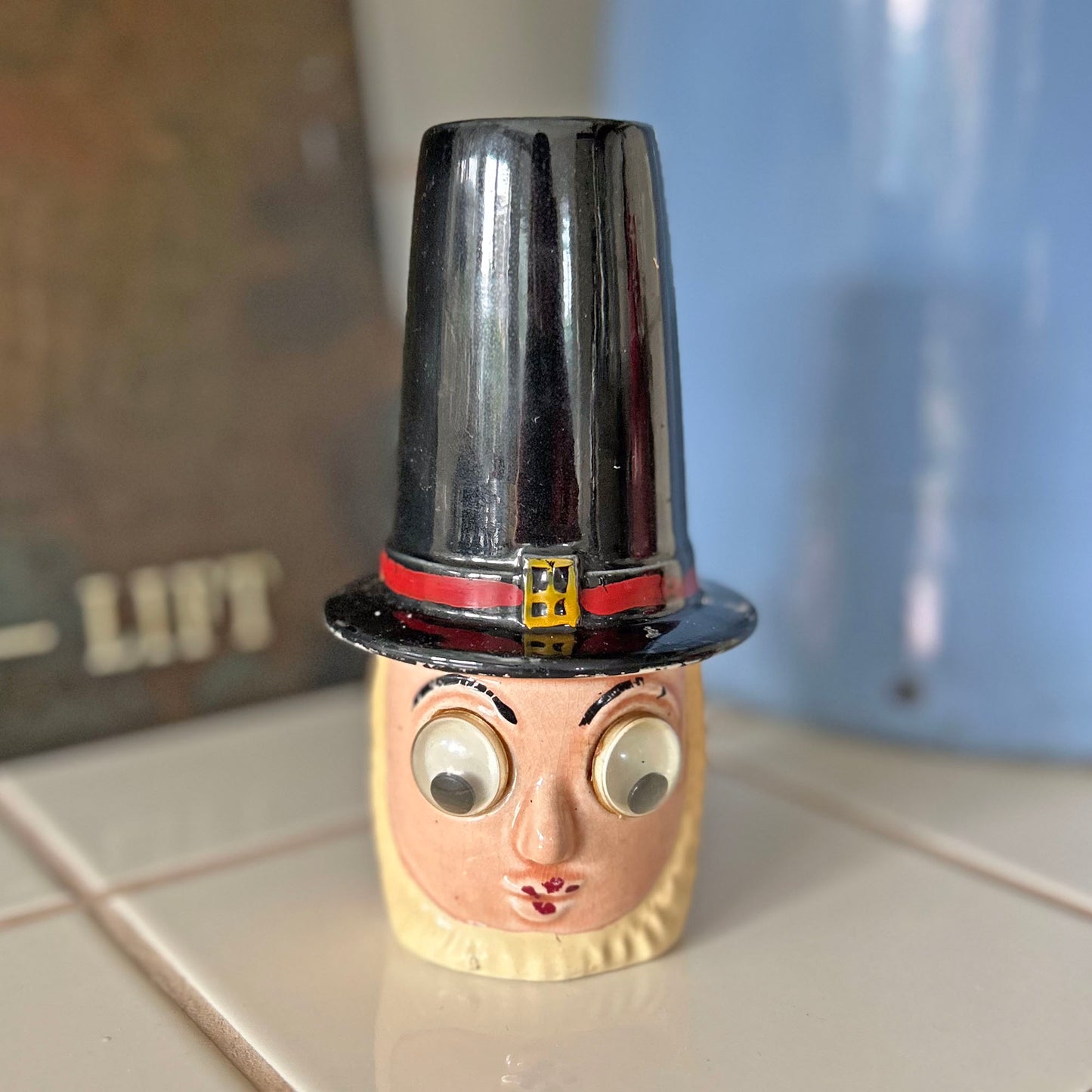 Flour / Sugar Shaker - Vintage - Welsh Lady - Novelty (Preloved)