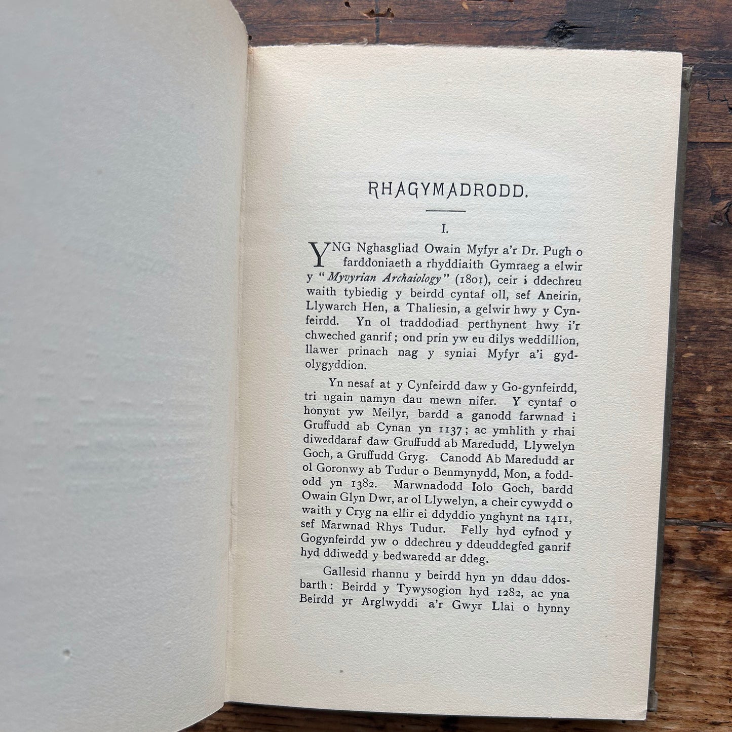Gemau'r Gogynfeirdd - Medieval Welsh Poetry - Arthur Hughes 1910 (Preloved)