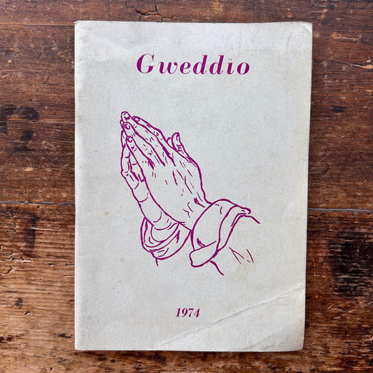 Gweddio - Llawlyfr Wythnosol I Faes Defosiwn - 1974 (Preloved)
