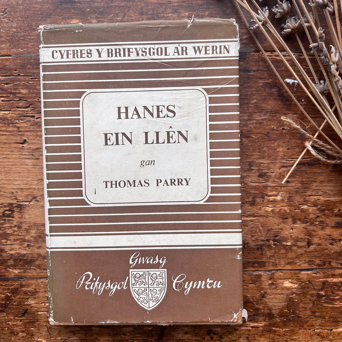 Hanes ein Llên - Thomas Parry - 1948 (Preloved)