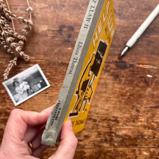 Help Llaw - Ail Lyfr - Cerdd, Chwedly a Phos - Llinos Thomas - 1960 (Preloved)