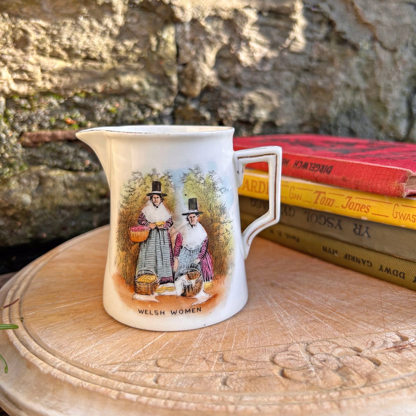 Jug - Welsh Costumes - Welsh Women - Antique Souvenir (Preloved)