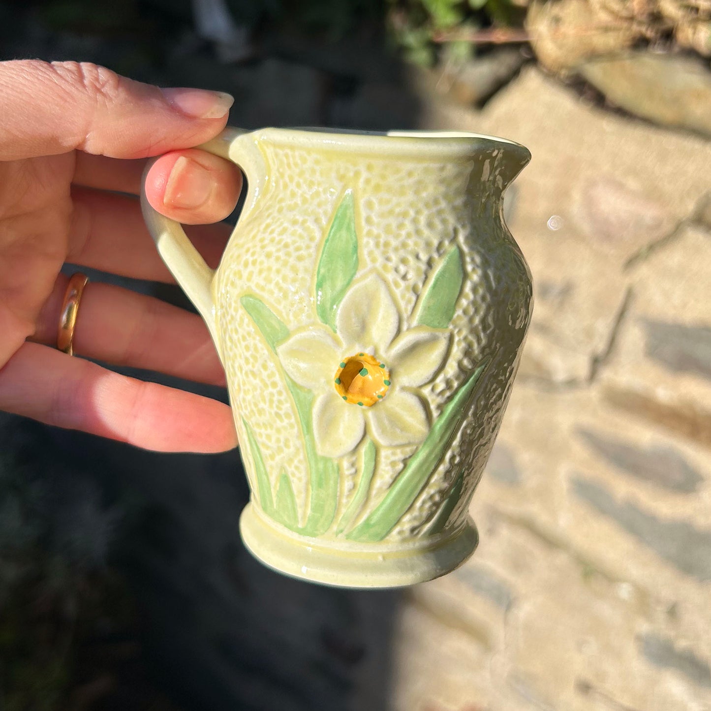 Jug / Creamer - Welsh Lady / Daffodil - Vintage (Preloved)