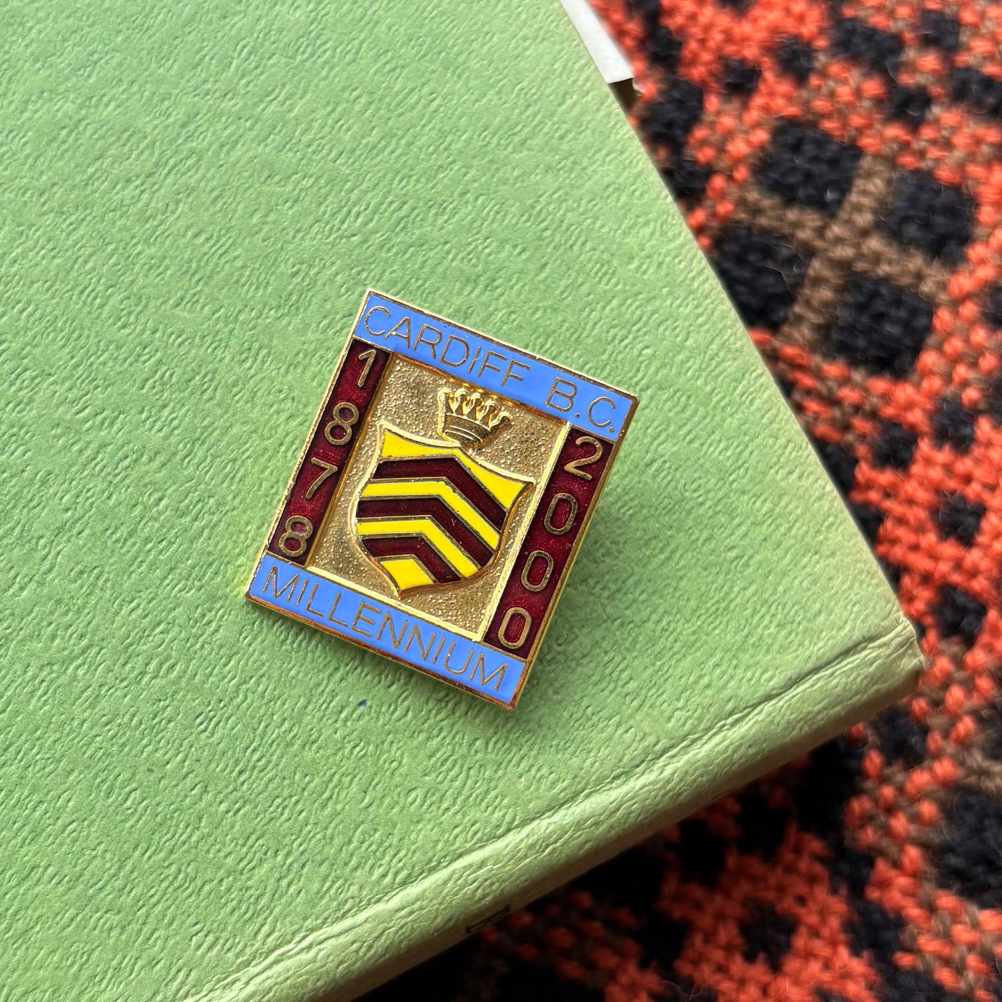 Pin Lapel / Bathodyn - Vintage - Fleur de Lis - WPCBA (Preloved)