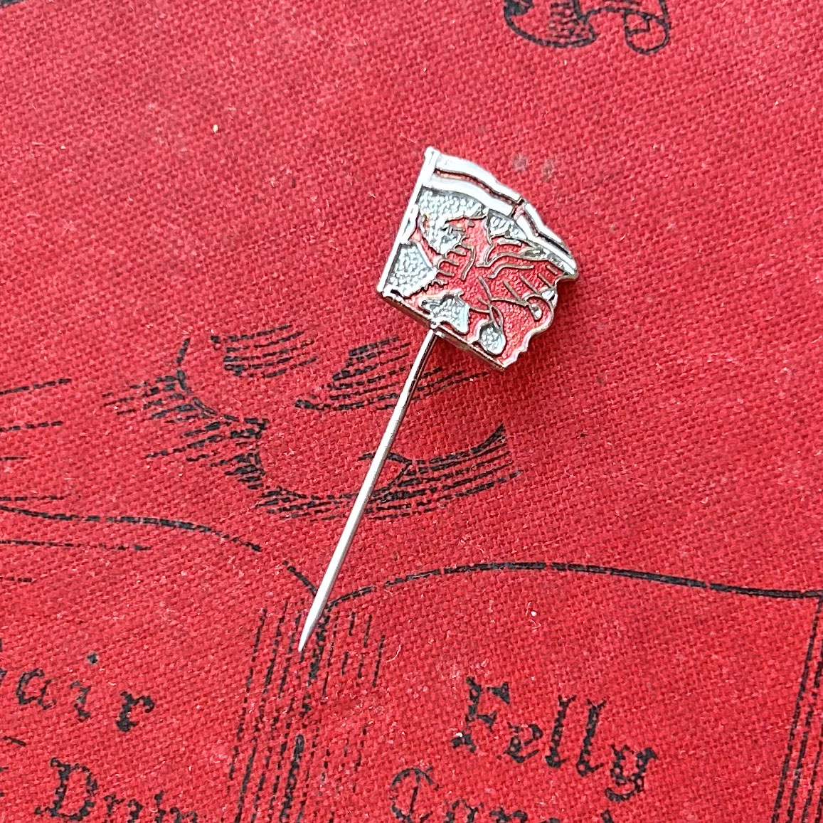 Bathodyn Pin Lapel - Hen Ffasiwn - Draig (Ail-law)