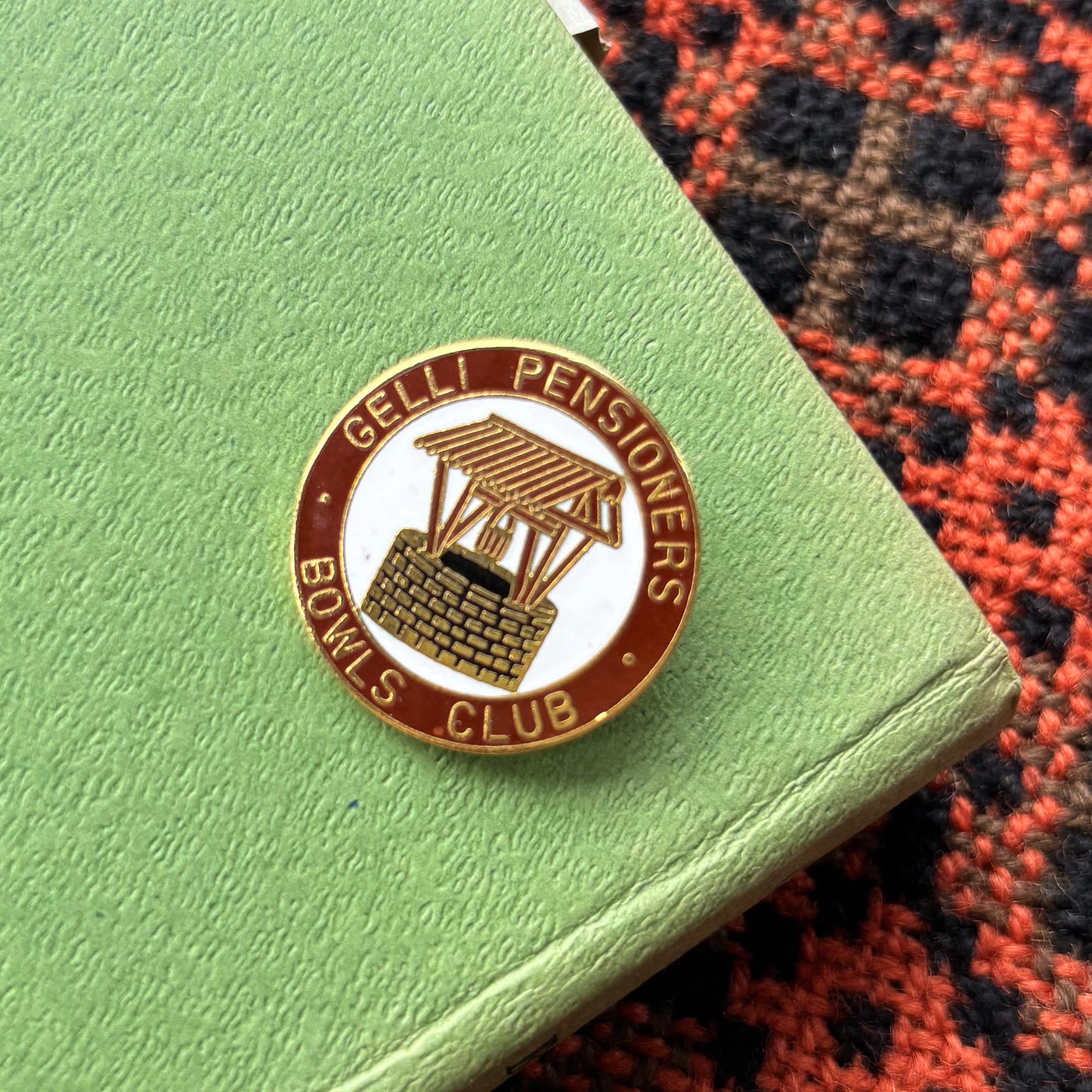 Pin Lapel / Bathodyn - Vintage - Fleur de Lis - WPCBA (Preloved)