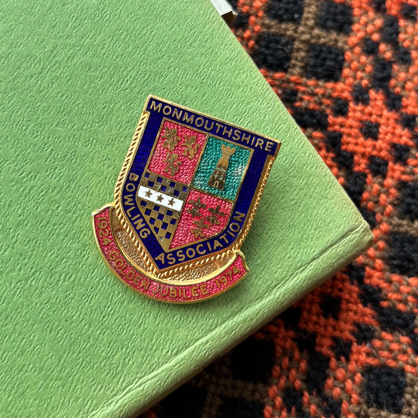 Pin Lapel / Bathodyn - Vintage - Fleur de Lis - WPCBA (Preloved)