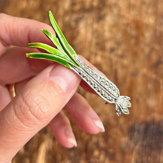 Pin Badge / Brooch - Vintage Enamel Metal Marcasite - Welsh Leek (Preloved)