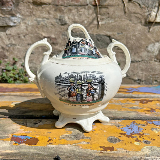 Jwg Llefrith / Hufenfa - Marchnad Gwisgoedd Cymreig - Cofrodd Antique Victorian