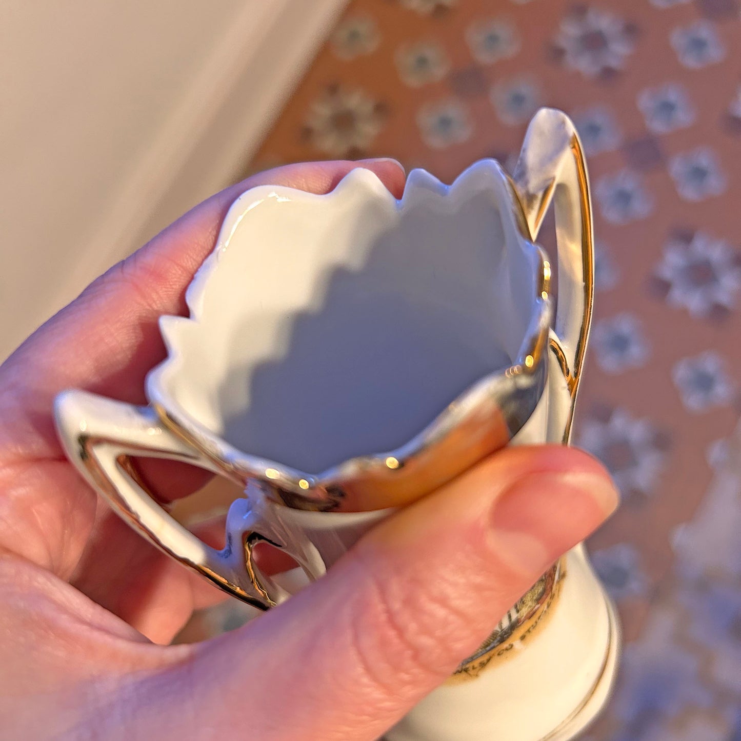 Jwg Cregyn - Gwisgoedd Cymreig - Parti Nyddu Cymru - Cofrodd Hynafol (Wedi'i Ail-law)