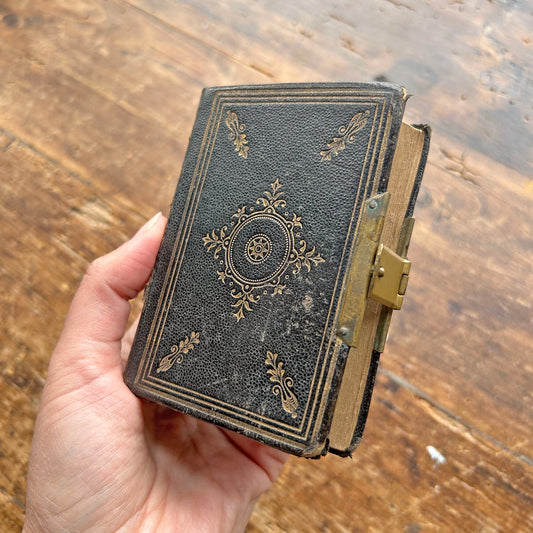 Llyfr Emynau - Antique Book of Hymns (Preloved)