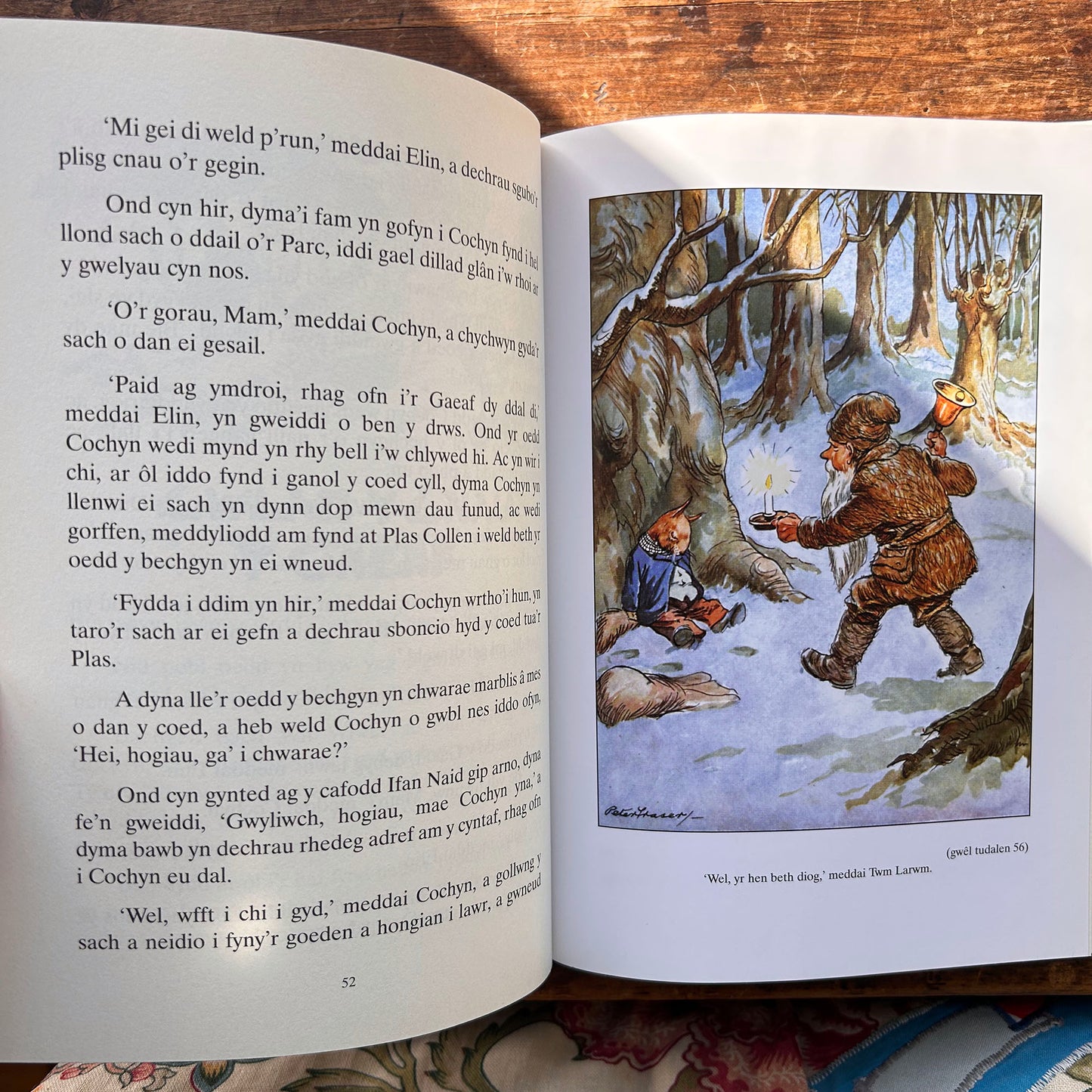 Llyfr Mawr Y Plant - Jennie Thomas - 2006 (Preloved)