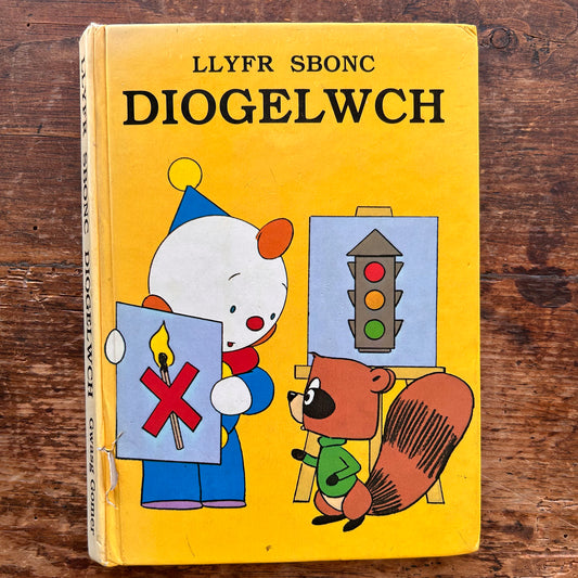 Llyfr Sbonc - Diogelwch - 1981 (Preloved)