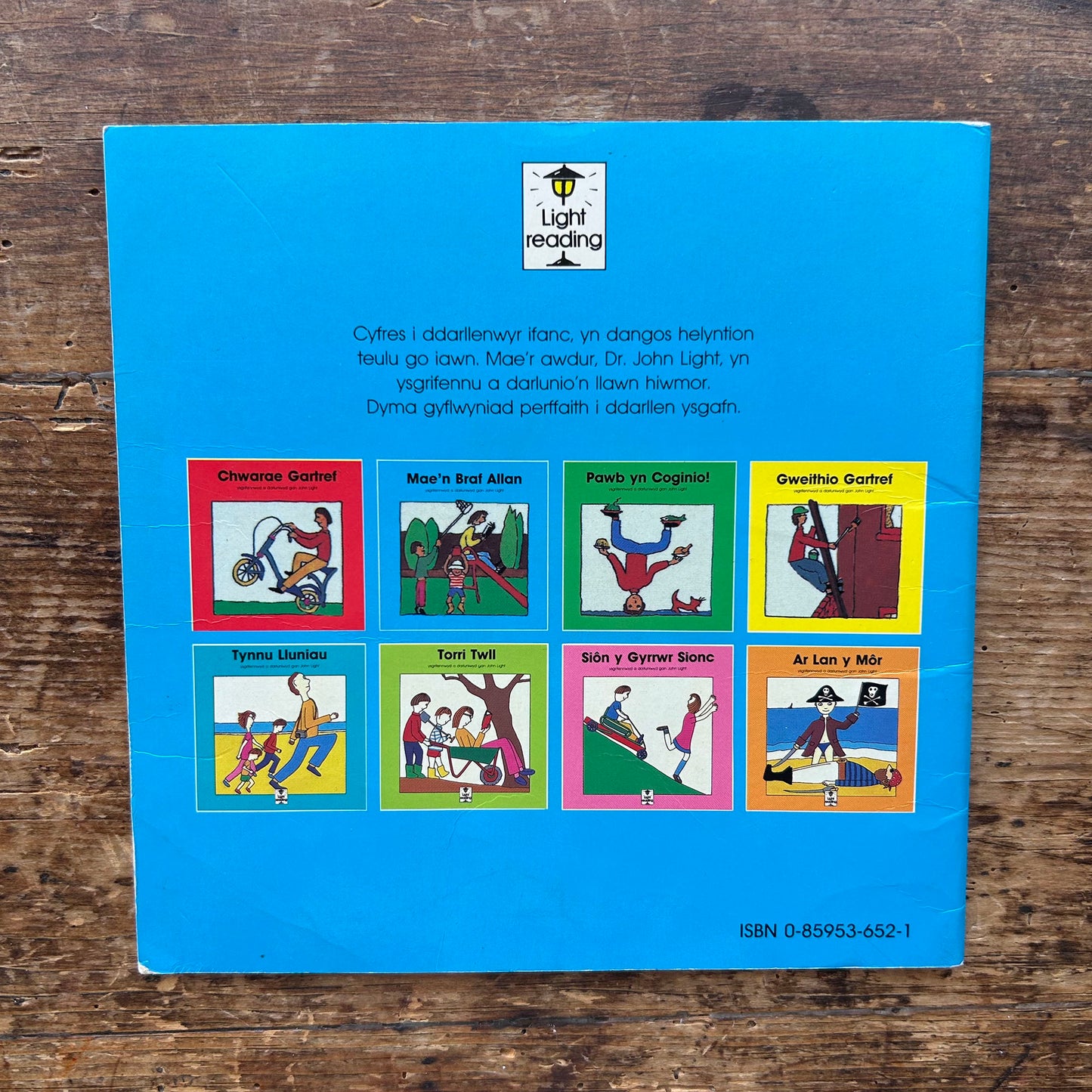 Mae'n Braf Allan - Light Reading 1989 (Preloved)