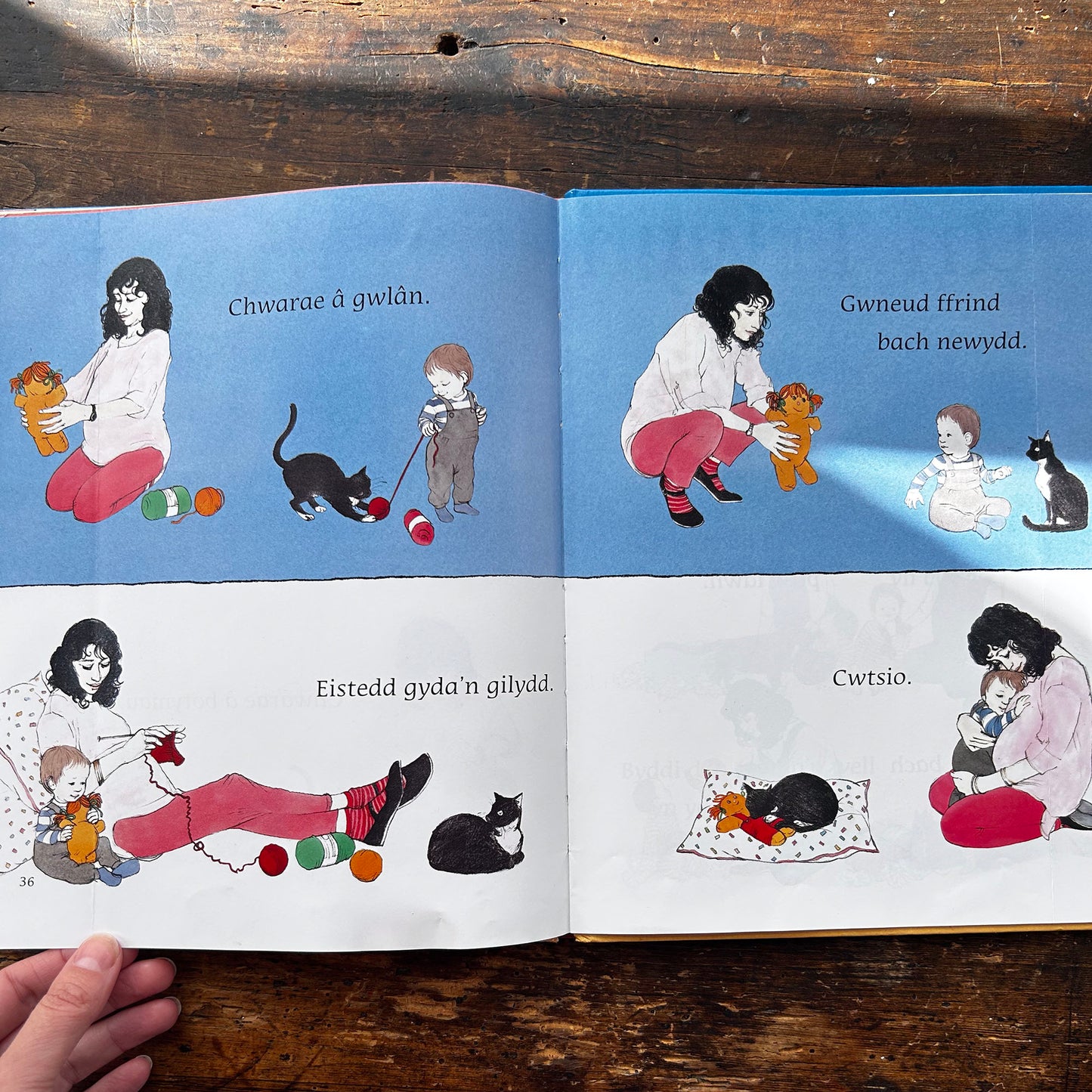 Deian a Loli - Ar Ser Sy'n Cysgu - Cymraeg (Preloved)