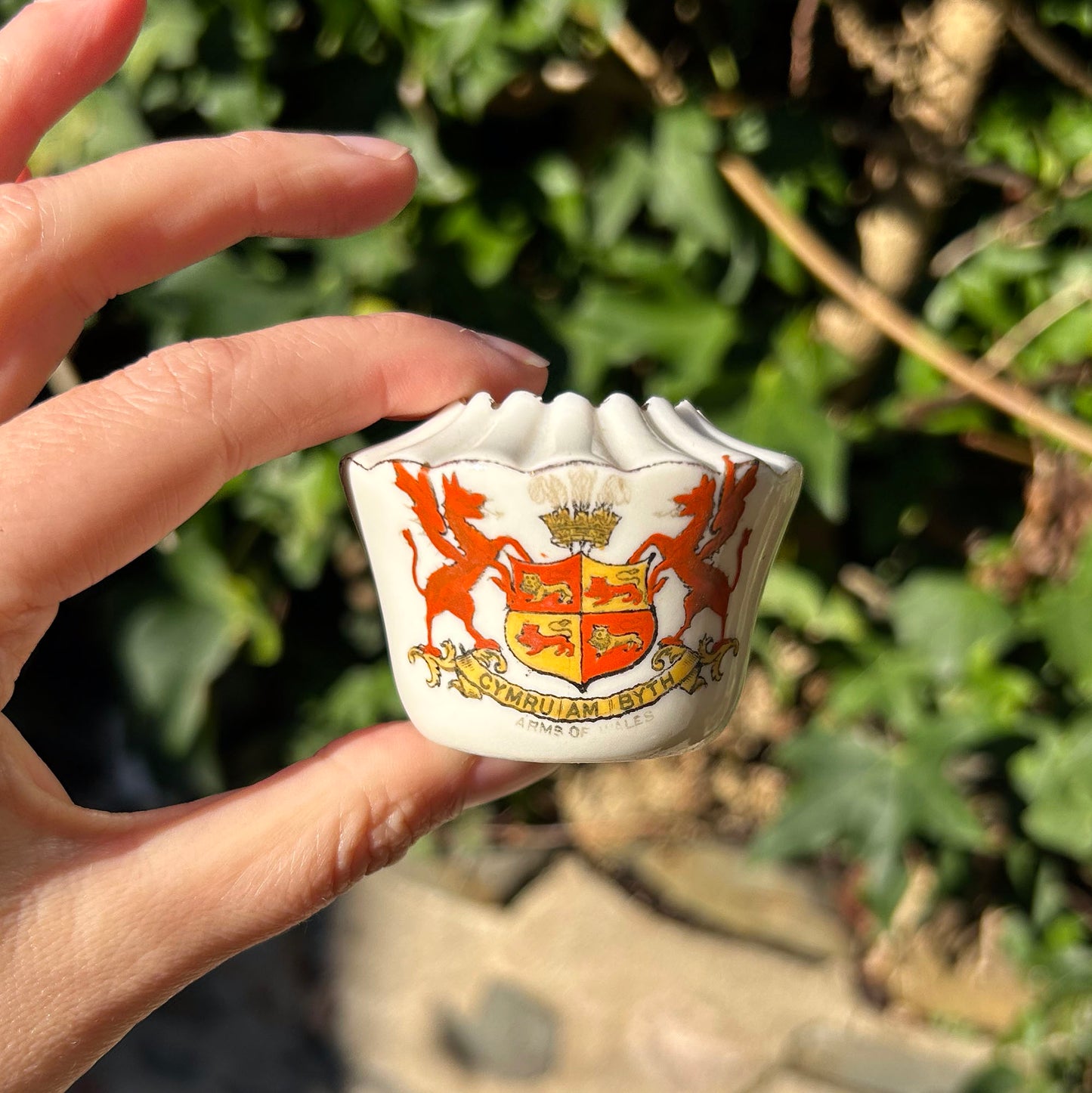 Miniature Vase - Crested China - Carlton - Cymru am Byth - Antique (Preloved)