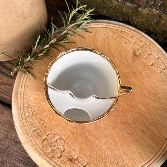 Jwg Cregyn - Gwisgoedd Cymreig - Parti Nyddu Cymru - Cofrodd Hynafol (Wedi'i Ail-law)