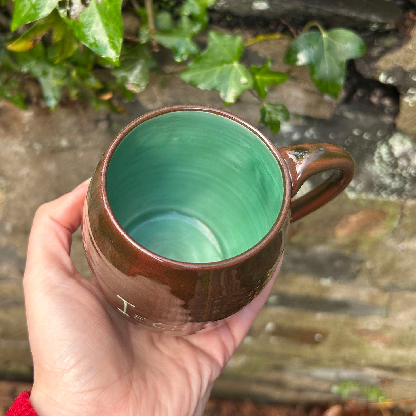 Mug - Welsh Studio Pottery - Iechyd Da (Preloved)