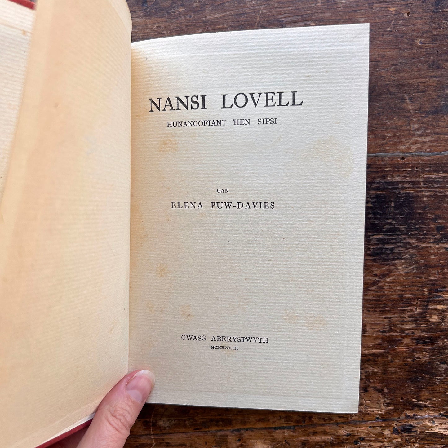 William Jones - Nofel Gan T. Rowland Hughes - 1951 (Rhag-gariad)