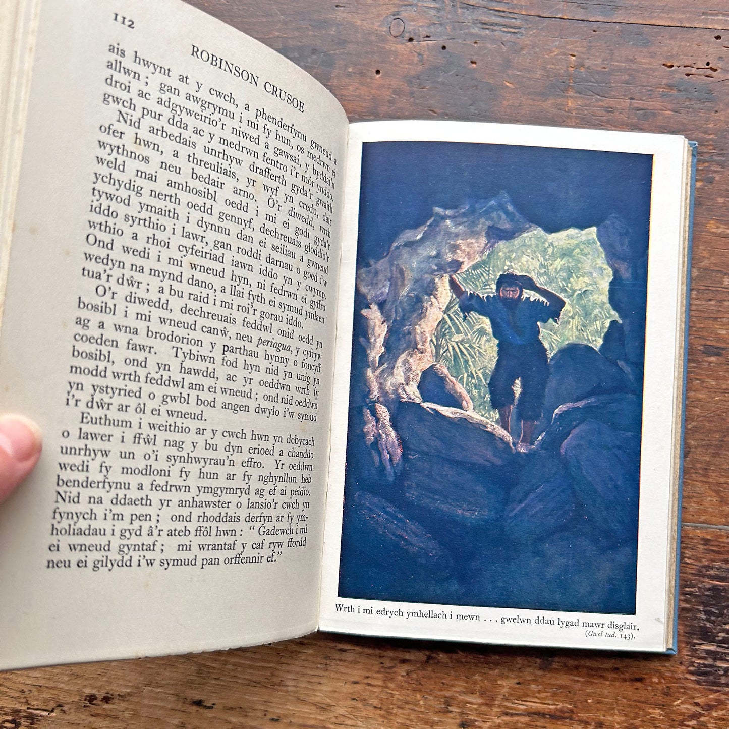 Anturiaethau Robinson Crusoe - 1928 (Preloved)