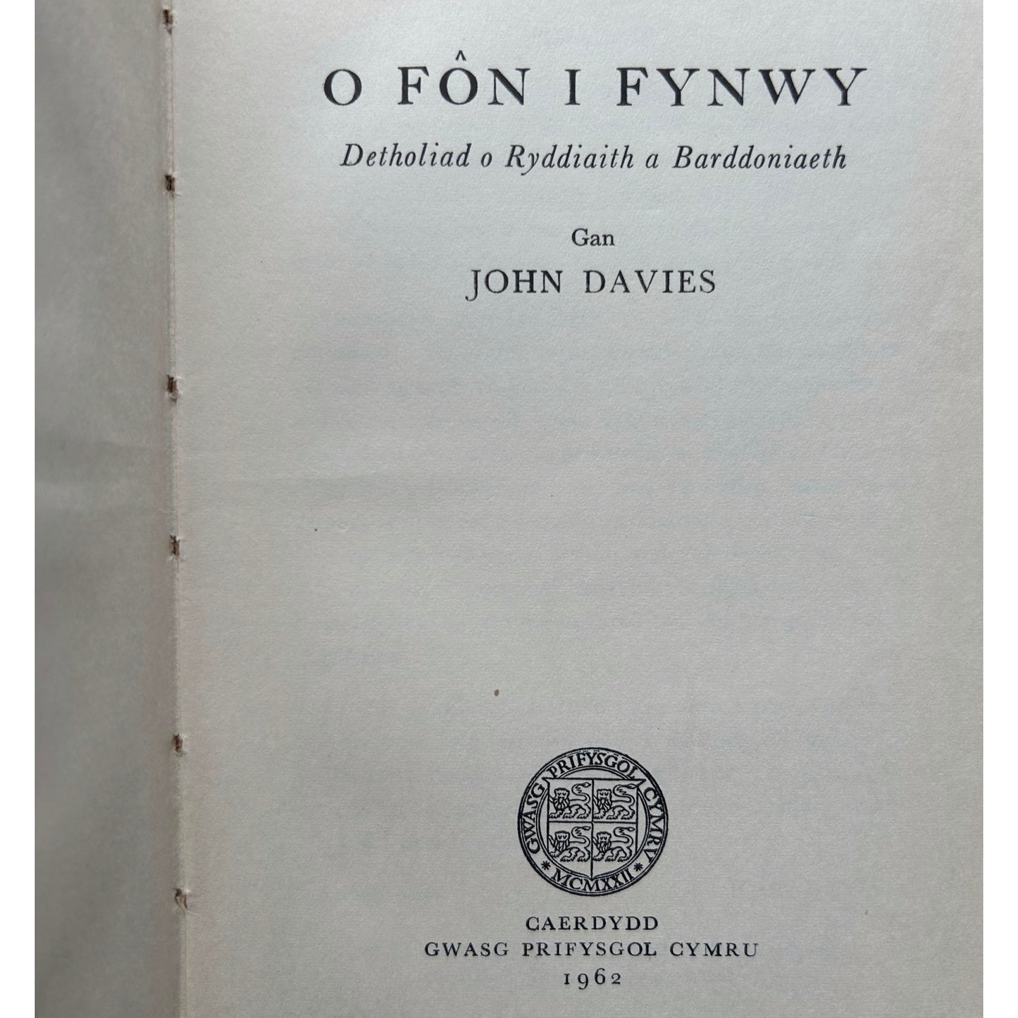 O Fôn i Fynwy - Prose & Poetry - John Davies 1962 (Preloved)
