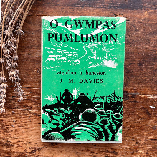O Gwmpas Pumlumon - J. M. Davies 1966 1st edition (Preloved)