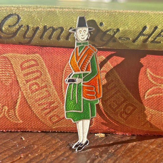 Pin / Brooch - Vintage / Antique - Silver - Welsh Lady (Preloved)
