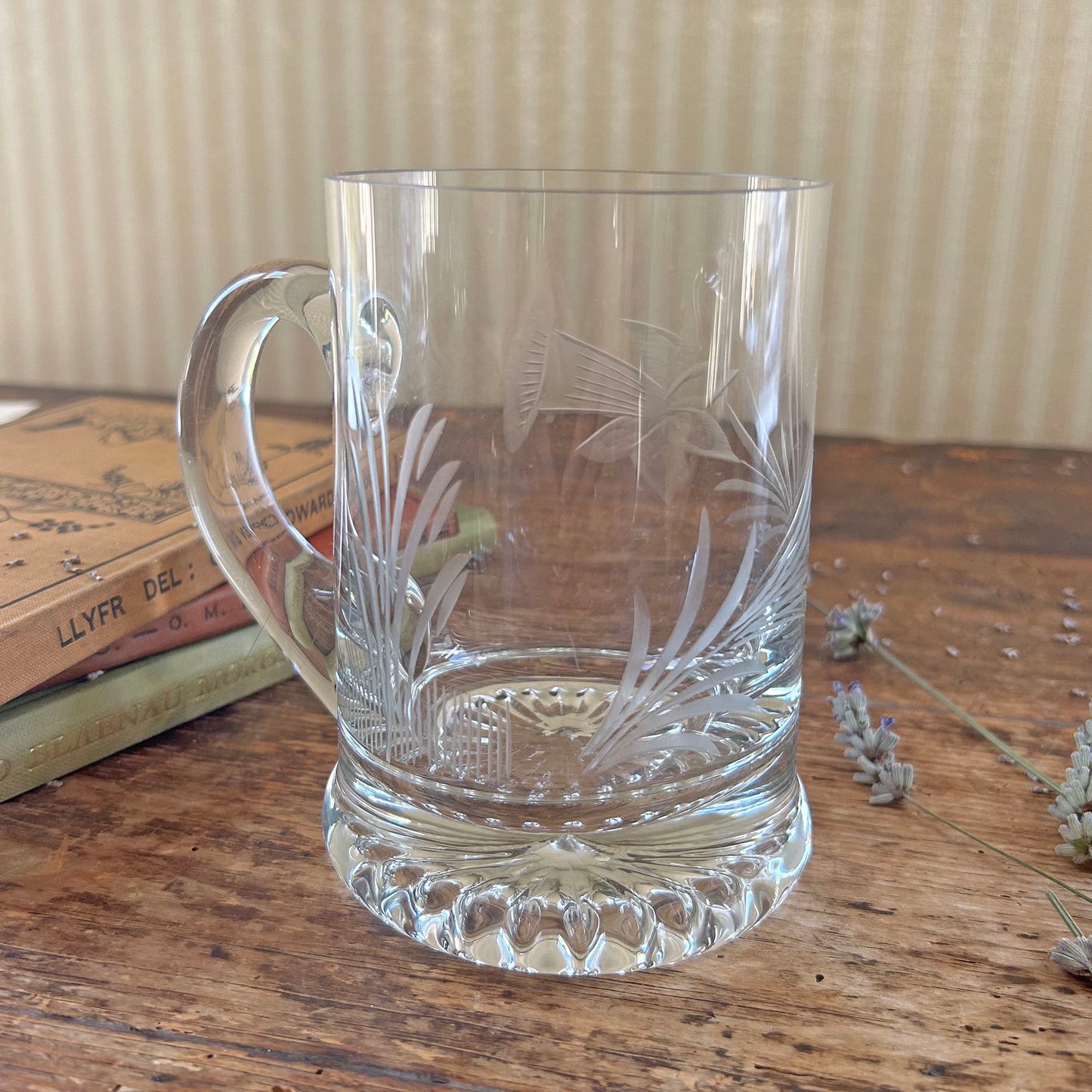 Pint Glass Tankard - Lead Crystal - Daffodil and Leek (Preloved)
