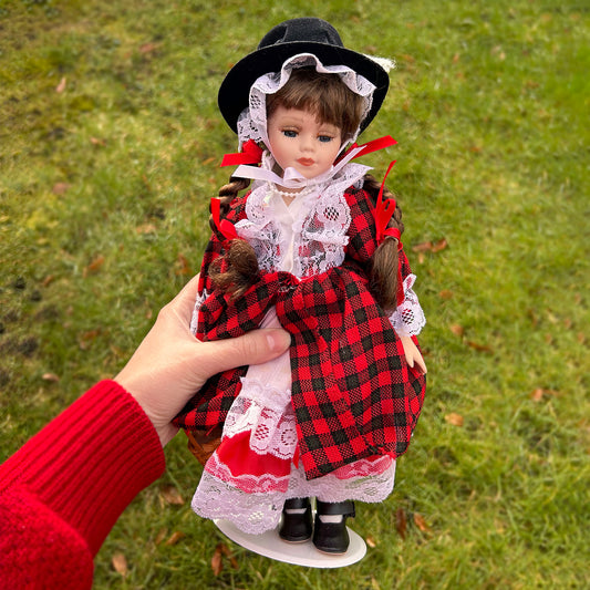 Dol Merched Cymreig - Bronwen - Peggy Nisbit - Hen Ffasiwn o'r 1960au (Wedi'i Ail-law)