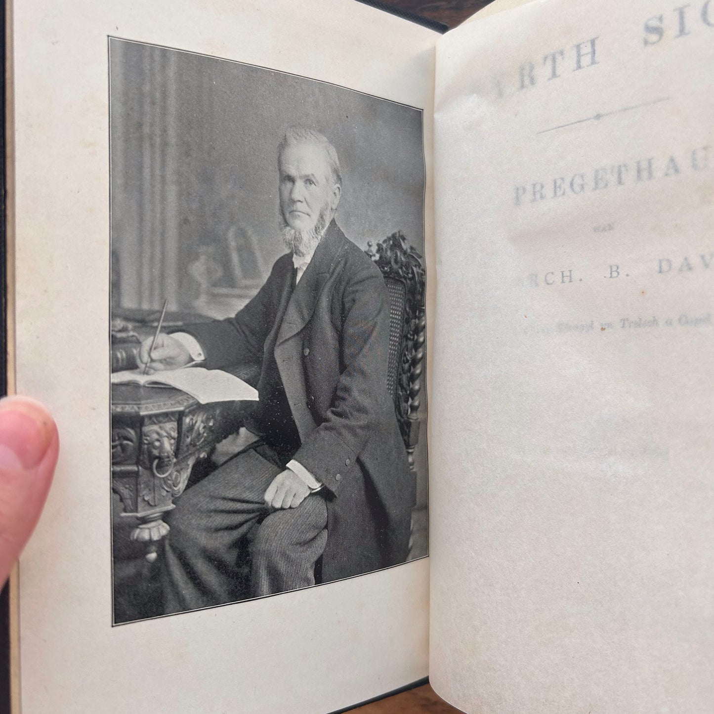 Pyrth Sion - Pregethau - B. Davies - 1899 (Preloved)