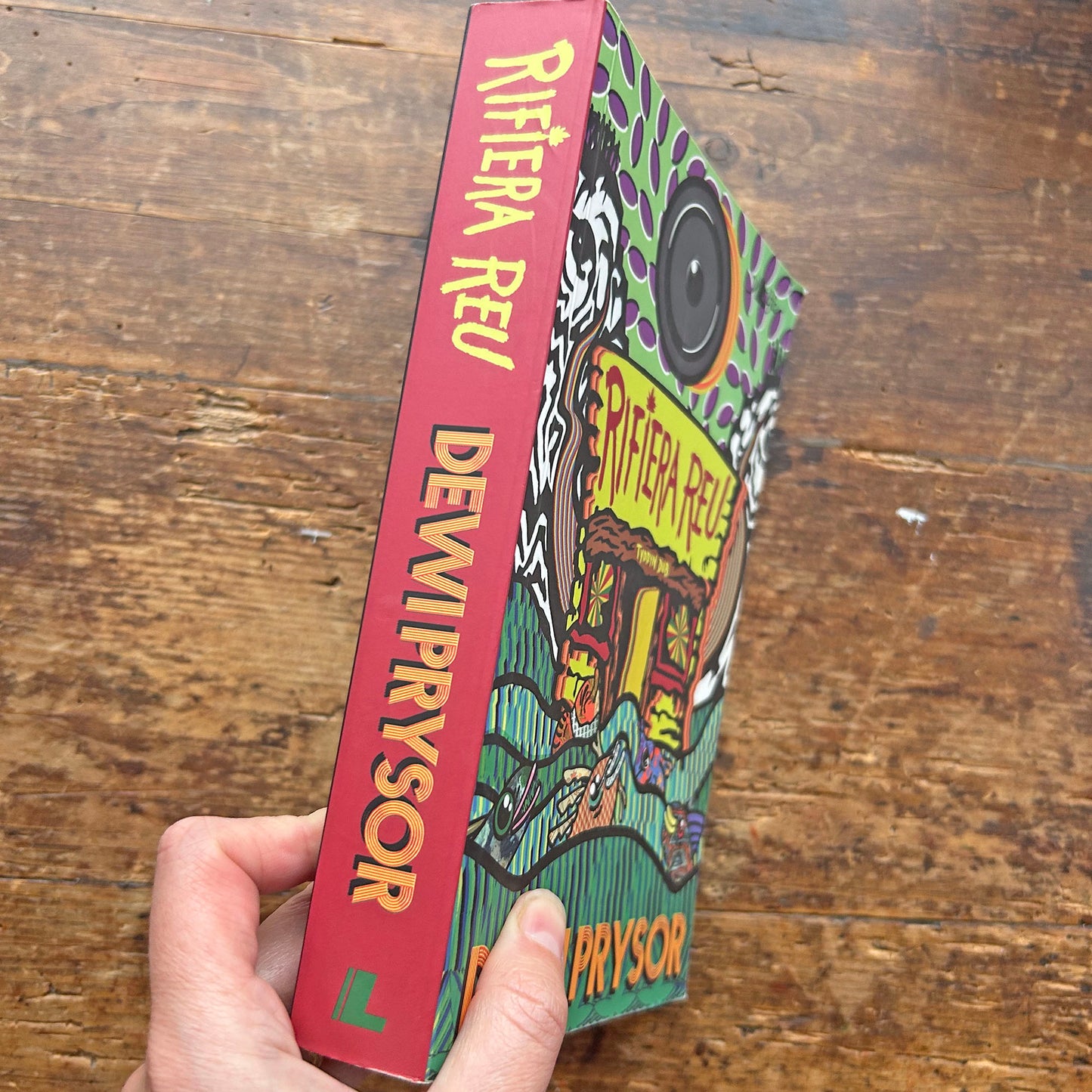 Rifiera Reu - Dewi Prysor (Preloved)