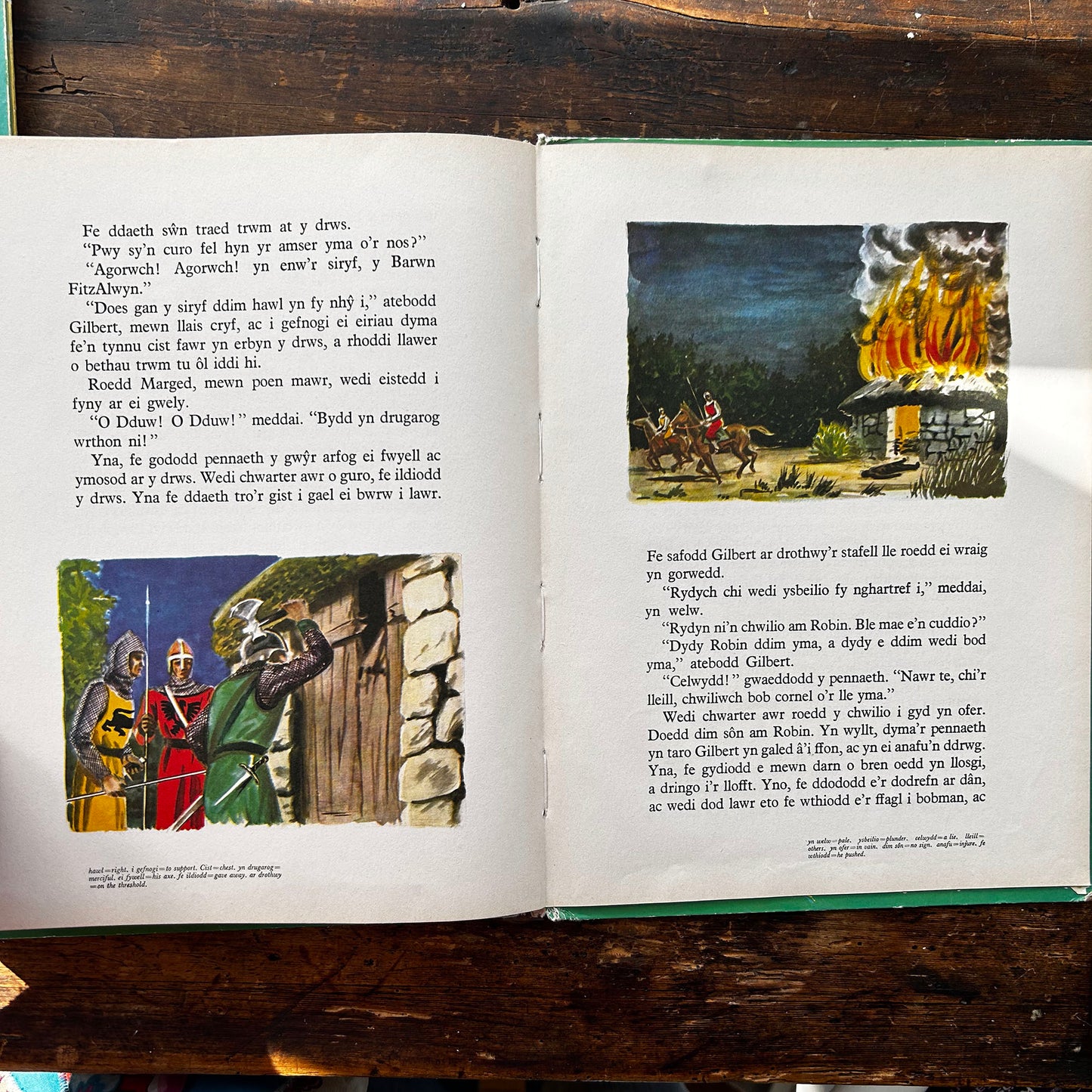 Deian a Loli - Ar Ser Sy'n Cysgu - Cymraeg (Preloved)