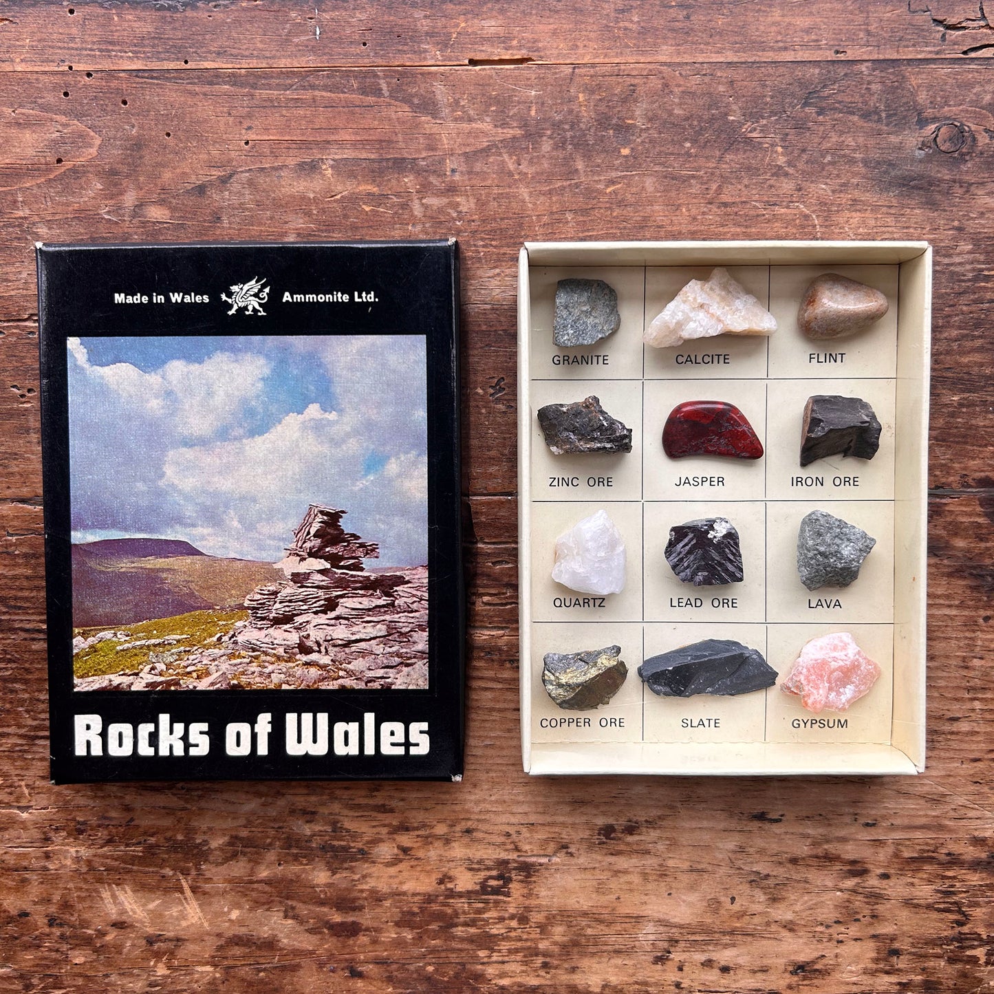 Rocks & Minerals of Wales - Geology Specimen Gift Box - Vintage - Ammonite Ltd. (Preloved)