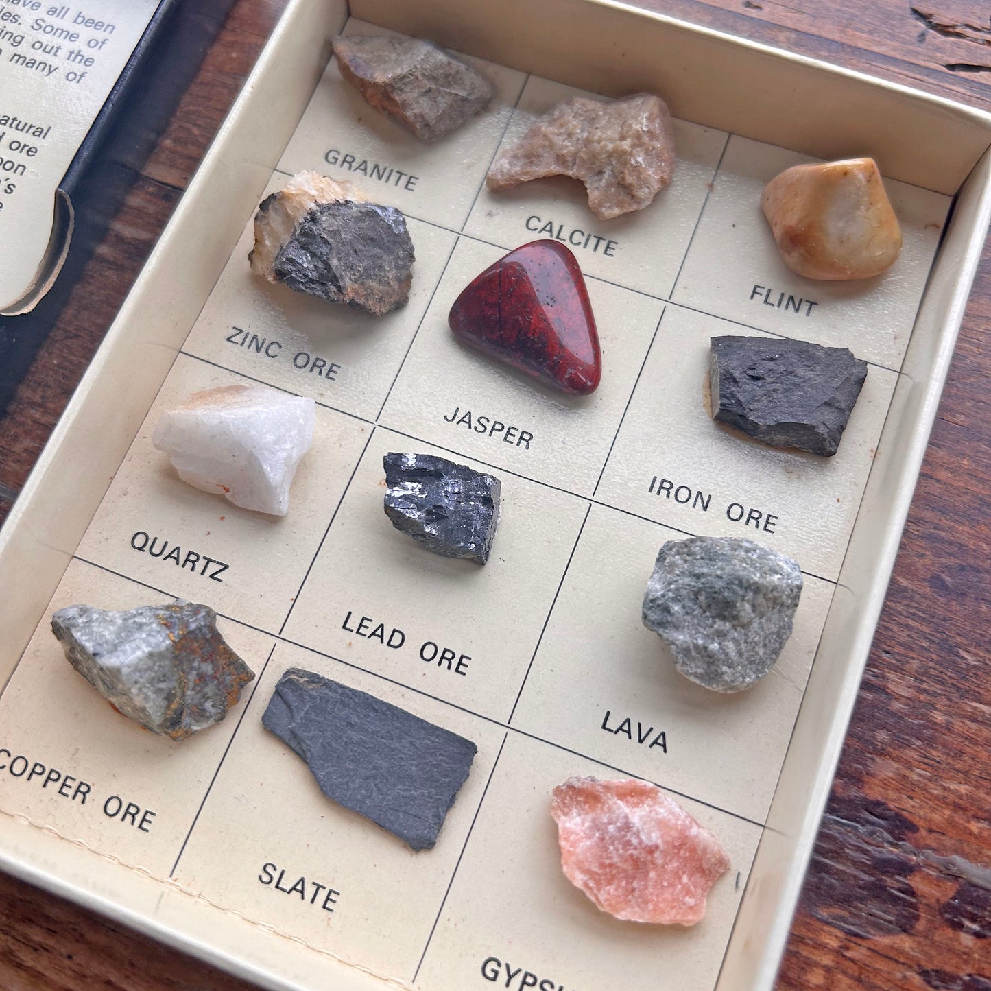 Rocks & Minerals of Wales - Geology Specimen Gift Box - Vintage - Ammonite Ltd. (Preloved)