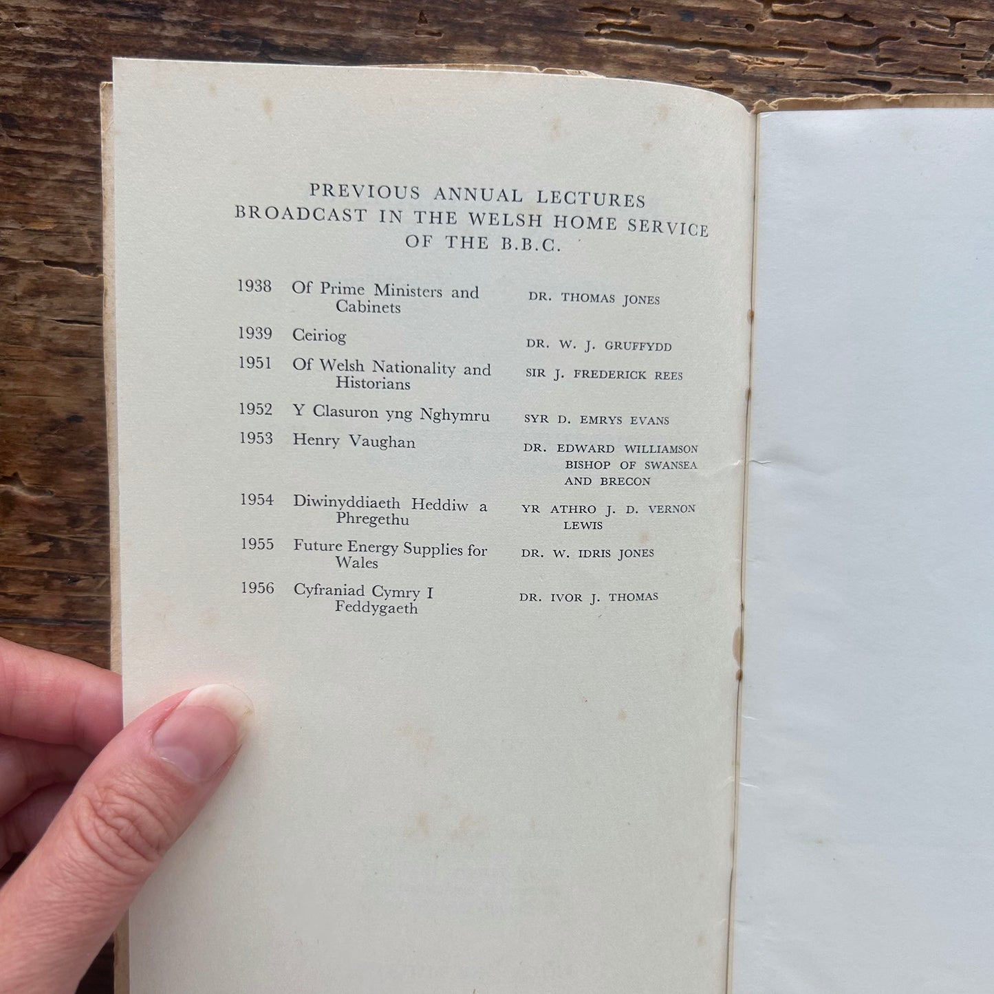 Ystoriau Heddiw - TH Parry Williams - 1938 (Preloved)