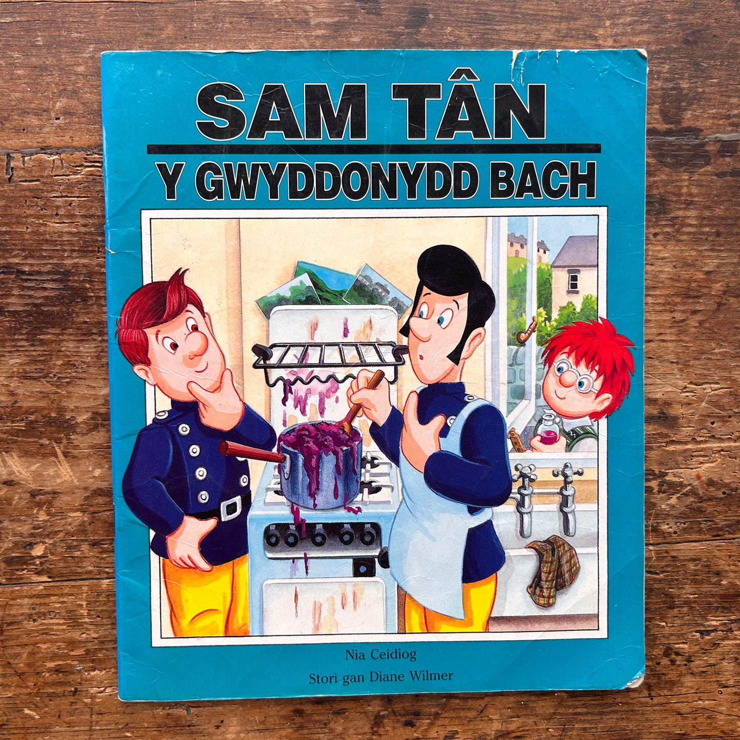 Sam Tân - Y Barbiciw - Sam Tân (Preloved)