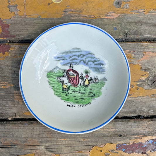 Jwg Llefrith / Hufenfa - Marchnad Gwisgoedd Cymreig - Cofrodd Antique Victorian