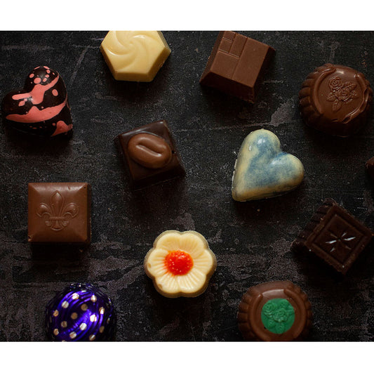 Selection Box - Sarah Bunton Welsh Chocolate - 12 / 130g