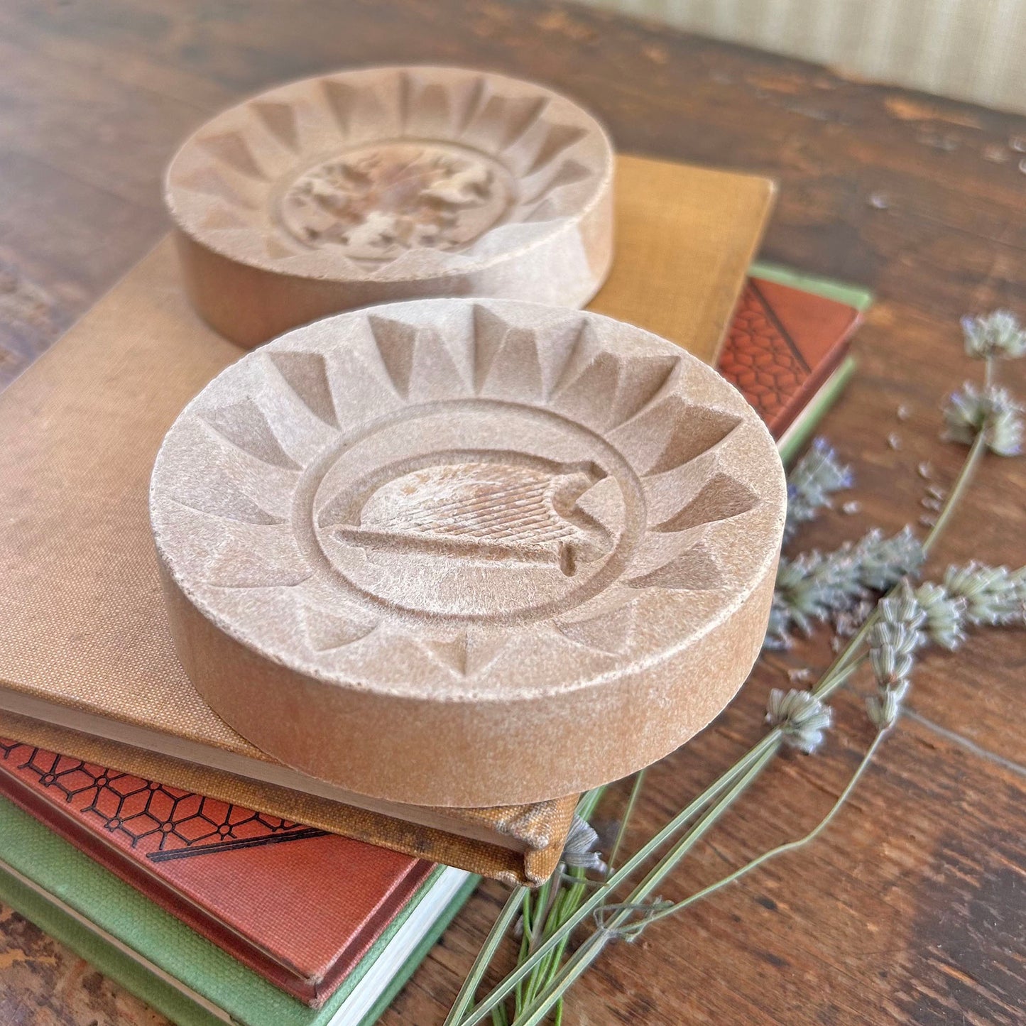 Shortbread Mini Molds - Vintage - Welsh Dragon & Harp (Preloved)
